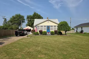 805 S Occidental Hwy, Tecumseh, MI 49286 - Photo 1