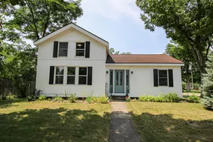 422 Maple St, Three Rivers, MI 49093 - Photo 1