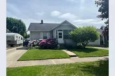 525 Sparks Street, Jackson, MI 49202 - Photo 1