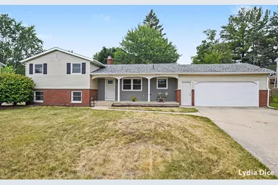 4151 Kentridge Drive SE, Grand Rapids, MI 49508 - Photo 1