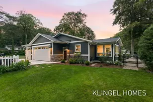 1371 Edgewood Dr, Holland, MI 49424 - Photo 1