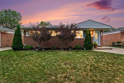 29217 Greater Mack Avenue, Saint Clair Shores, MI 48081 - Photo 1