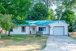 280 Elm St, Fruitport, MI 49415 - Photo 1