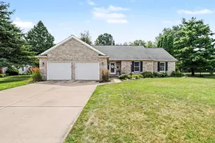 123 Mesa Verde Dr, Battle Creek, MI 49015 - Photo 1