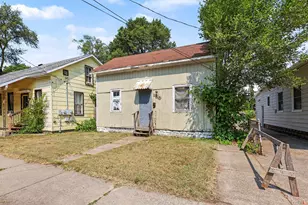 186 E Isabella Ave, Muskegon, MI 49442 - Photo 1