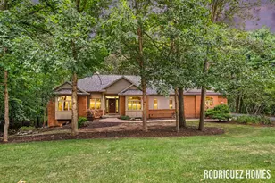 4639 Plateau View Dr NE, Grand Rapids, MI 49525 - Photo 1