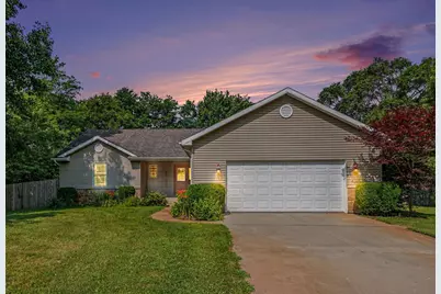 69862 Roy Drive, Edwardsburg, MI 49112 - Photo 1