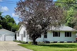 23 Smith St, Coldwater, MI 49036 - Photo 1