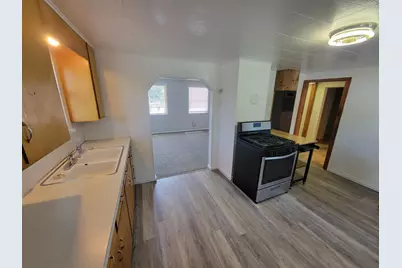 1006 Kosciusko Street, Manistee, MI 49660 - Photo 1