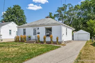 3216 Hillcroft Ave SW, Wyoming, MI 49548 - Photo 1