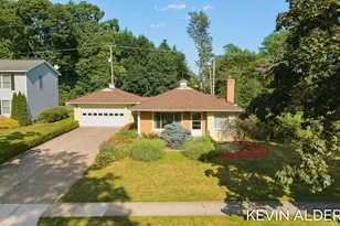 627 Hall Blvd, Mason, MI 48854 - Photo 1