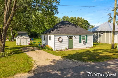 216 Williams Street, Howard City, MI 49329 - Photo 1