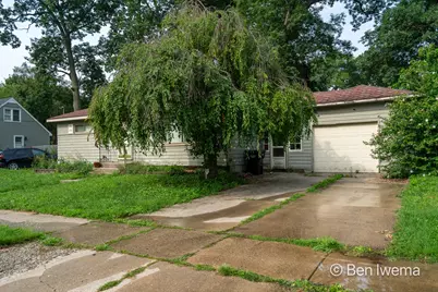 4623 Grantwood Avenue SE, Kentwood, MI 49508 - Photo 1