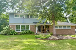 6129 Meadowlark St NE, Rockford, MI 49341 - Photo 1