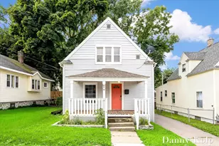 18 Ann St NW, Grand Rapids, MI 49505 - Photo 1