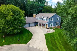 4401 Glenrose Terrace, Kalamazoo, MI 49008 - Photo 1