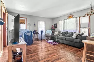321 S Main St, Camden, MI 49232 - Photo 18