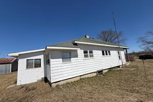 10897 Cypress Ave, Paris, MI 49338 - Photo 1