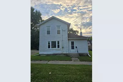 611 N M.L.K. Jr Drive, Jackson, MI 49201 - Photo 1
