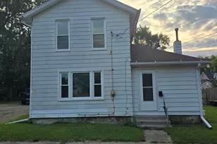 611 N M.L.K. Jr Dr, Jackson, MI 49201 - Photo 1