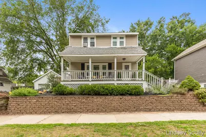 1205 Valley Avenue NW, Grand Rapids, MI 49504 - Photo 1
