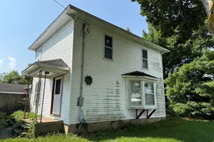 627 E Girard Rd, Quincy, MI 49082 - Photo 1