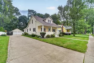 320 W Elizabeth St, Stockbridge, MI 49285 - Photo 1