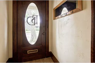 1007 State Street, Saint Joseph, MI 49085 - Photo 8