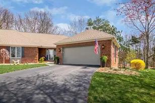 2106 N Quail Crest Ct SE, Grand Rapids, MI 49546 - Photo 1