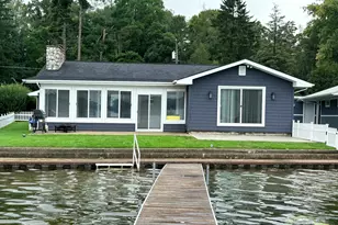 2028 Ash Te Wette Beach Dr, Hillsdale, MI 49242 - Photo 1