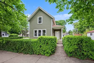 831 Second St NW, Grand Rapids, MI 49504 - Photo 1