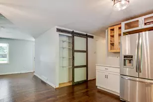860 Glenwood Ave, Muskegon, MI 49445 - Photo 10