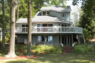 7716 Lakewood Dr, Coloma, MI 49038 - Photo 1