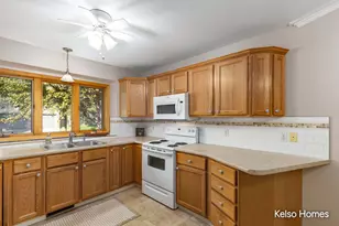 3007 Kay Dr SE, Grand Rapids, MI 49508 - Photo 6