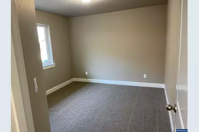 3730 Peter Ln NE, Salem, OR 97305 - Photo 20