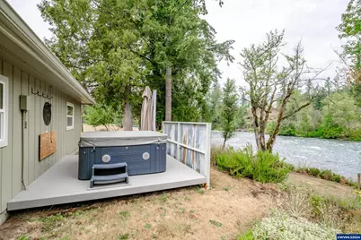 40166 Gates School Rd, Gates, OR 97346 - Photo 32