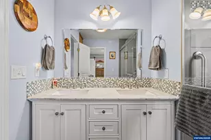 2100 Park Dr, Lebanon, OR 97355 - Photo 16