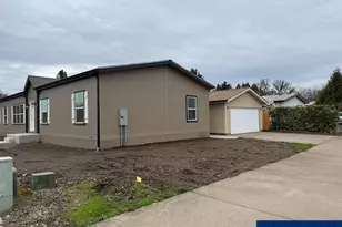 2544 Rosebay St, Eugene, OR 97402 - Photo 2