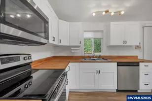 2025 Navaho Ct SE, Salem, OR 97306 - Photo 10