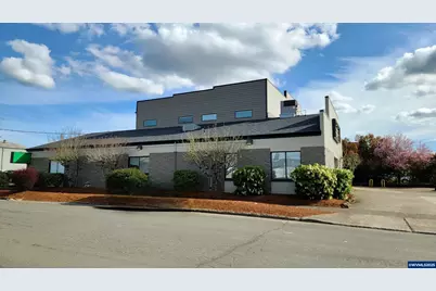 1310 12th St SE, Salem, OR 97306 - Photo 4