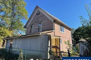 541 NW Churchman Dr, Willamina, OR 97396 - Photo 6