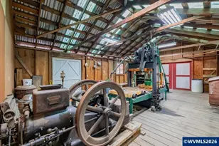 28095 Santiam Hwy, Sweet Home, OR 97386 - Photo 38