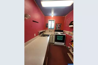 356 White Oak Dr, Cave Junction, OR 97523 - Photo 24