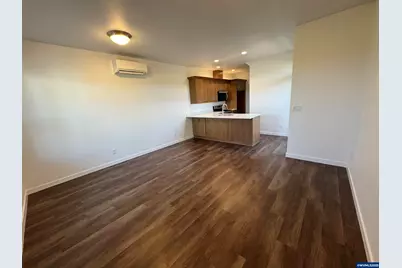 361 SE Kitzmiller Dr, Dallas, OR 97338 - Photo 2