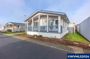 4293 Lemon St NE, Salem, OR 97305 - Photo 2