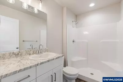 373 SE Kitzmiller Dr, Dallas, OR 97338 - Photo 8