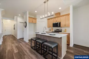 413 SE Shetterly Dr, Dallas, OR 97338 - Photo 4