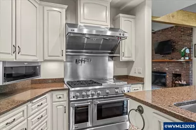 39889 McDowell Creek Dr, Lebanon, OR 97355 - Photo 22