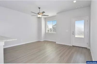 1255 Parkside Av, Woodburn, OR 97071 - Photo 2