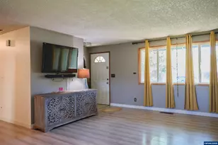 5555 Salinas Ct S, Salem, OR 97306 - Photo 4